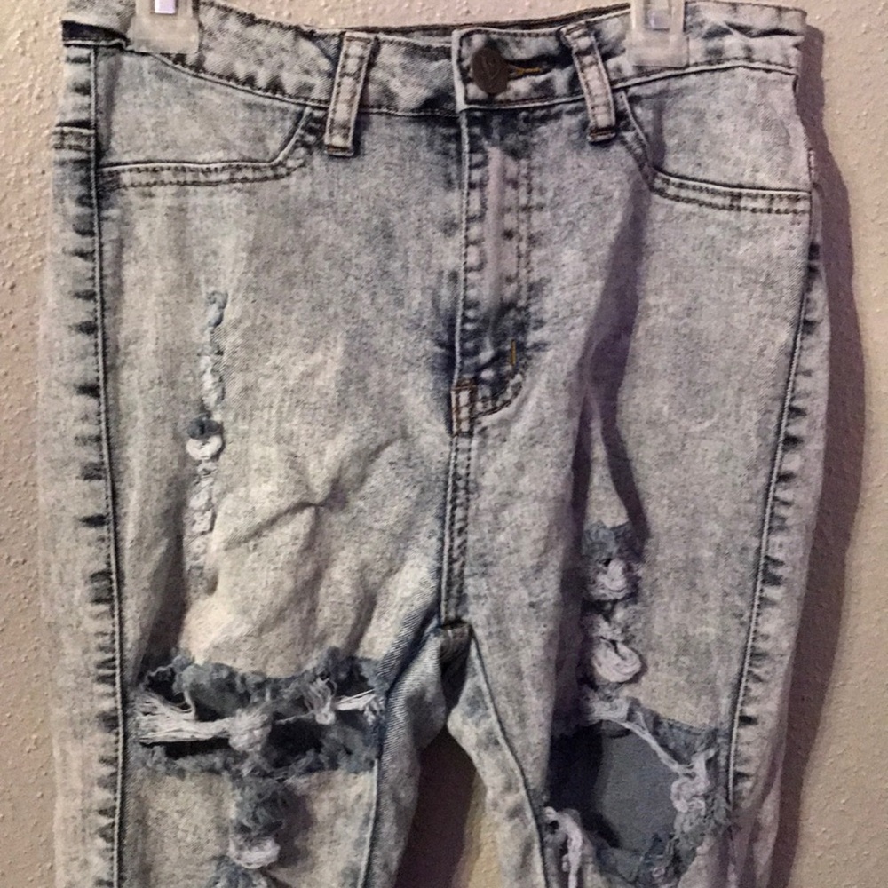 Pants - Picture 2 of 6